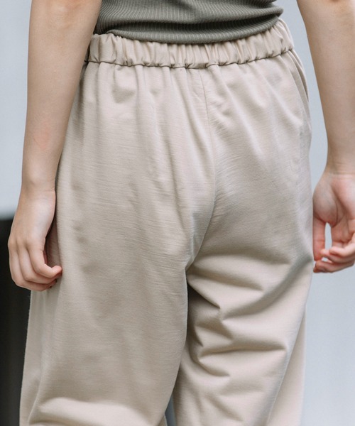 Munich(ミューニック)の「アクリルウールコンプレッションジャージワイドパンツ(その他パンツ・レディース・ブラック/ベージュ・S/M/XS)」の12枚目の写真