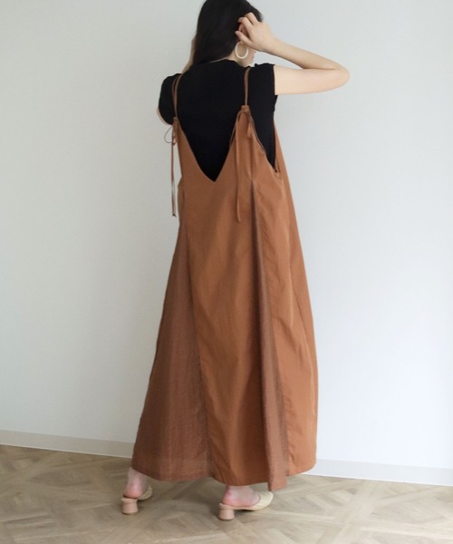 vingtrois（バントロア）の「【vingtrois】シアー切り替えロングキャミワンピース（ワンピース・レディース・ブラウン/カーキ/ブラック・M）」の7枚目の写真