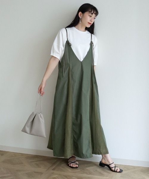 vingtrois（バントロア）の「【vingtrois】シアー切り替えロングキャミワンピース（ワンピース・レディース・ブラウン/カーキ/ブラック・M）」の16枚目の写真