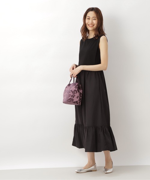 NATURAL BEAUTY BASIC（ナチュラルビューティーベーシック）の「ドッキングティアードワンピース（ワンピース・レディース・グリーン系その他6/ブラウン/ブラック・SMALL/MEDIUM）」の7枚目の写真