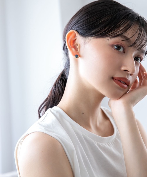 Edit Sheen（エディットシーン）の「土星モチーフピアス（ピアス（両耳用）・レディース・ゴールド/ネイビー/シルバー・FREE）」の4枚目の写真