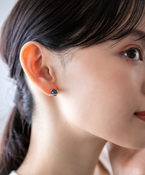 Edit Sheen（エディットシーン）の「土星モチーフピアス（ピアス（両耳用）・レディース・ゴールド/ネイビー/シルバー・FREE）」の5枚目の写真