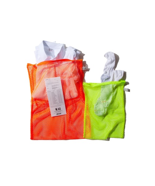 PUEBCO（プエブコ）の「LAUNDRY WASH BAG 40（ランドリーグッズ・メンズ・イエロー/オレンジ・ONE SIZE）」の4枚目の写真