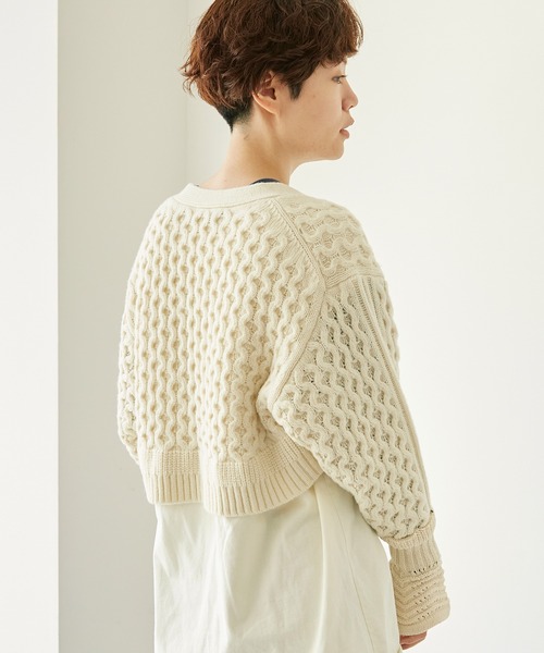 nitca(ニトカ)の「ケーブル × コットンリリー ショートカーディガン(カーディガン/ボレロ・レディース・アイボリー/ブルー/ネイビー・FREE)」の12枚目の写真