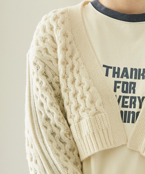 nitca(ニトカ)の「ケーブル × コットンリリー ショートカーディガン(カーディガン/ボレロ・レディース・アイボリー/ブルー/ネイビー・FREE)」の8枚目の写真