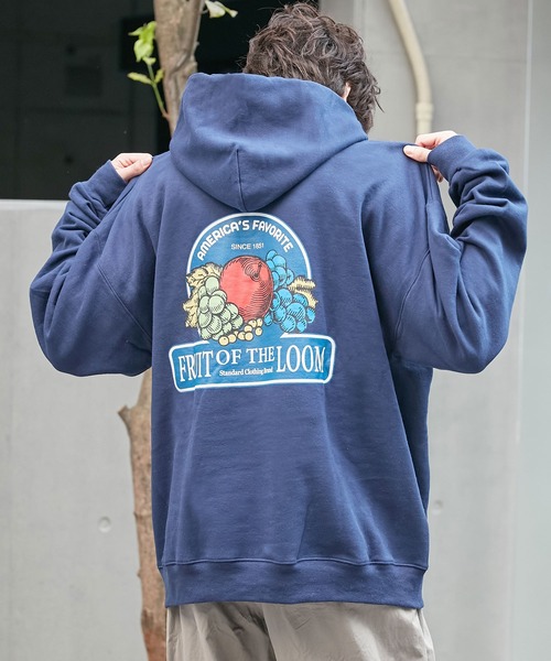 FRUIT OF THE LOOM(フルーツオブザルーム)の「SOUVENIRプルオーバーパーカー / ユニセックス / ブランドロゴ / カジュアル(パーカー・メンズ・ブラック/ホワイト/グレー/ネイビー・L/S/XL/M)」の1枚目の写真