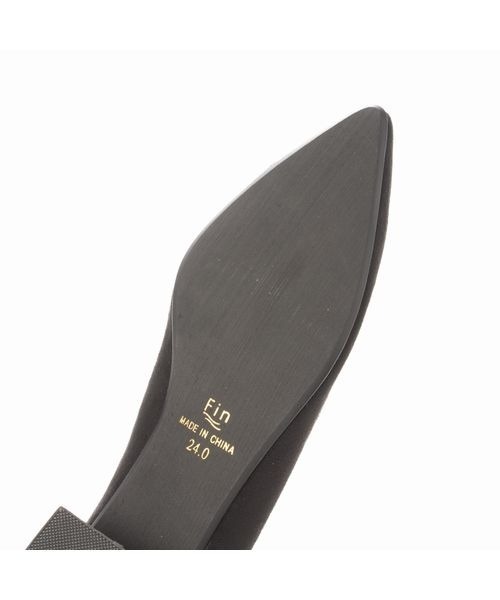 Fin（フィン）の「ポインテッドトゥチャンキーヒールパンプス（パンプス・レディース・ブラック/グレー・22.5cm/23.5cm/24.5cm/23cm/24cm/25cm）」の3枚目の写真