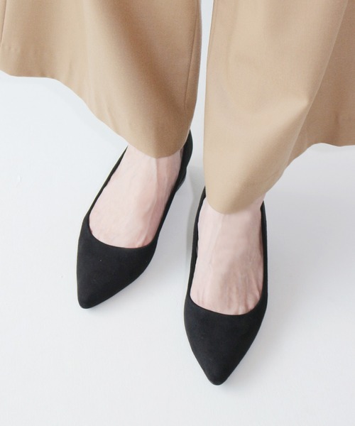 Fin（フィン）の「ポインテッドトゥチャンキーヒールパンプス（パンプス・レディース・ブラック/グレー・22.5cm/23.5cm/24.5cm/23cm/24cm/25cm）」の9枚目の写真