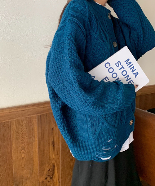 c.u.l（シーユーエル）の「【c.u.l:w】ケーブル編みクラッシュボリュームカーディガン culw89（ニット/セーター・レディース・ブルー/オレンジ/アイボリー・FREE）」の8枚目の写真