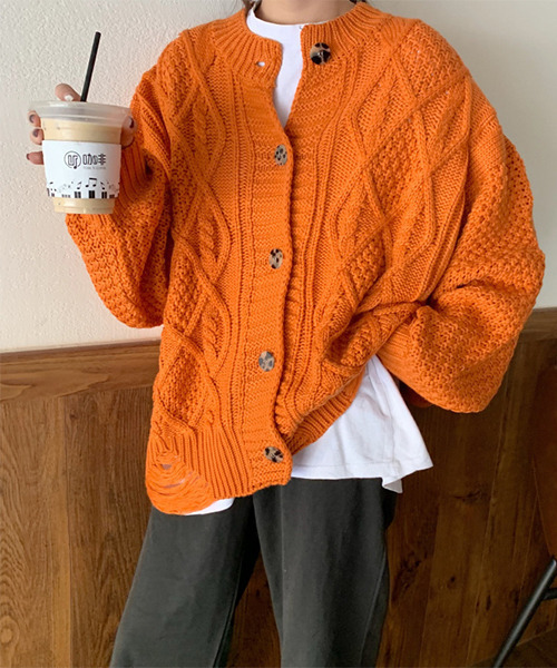 c.u.l（シーユーエル）の「【c.u.l:w】ケーブル編みクラッシュボリュームカーディガン culw89（ニット/セーター・レディース・ブルー/オレンジ/アイボリー・FREE）」の15枚目の写真