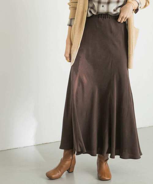 URBAN RESEARCH（アーバンリサーチ）の「キュプラフィブリルフレアスカート（スカート・レディース・カーキ/チャコールグレー/レッド/ブラウン/ブルー・FREE）」の6枚目の写真