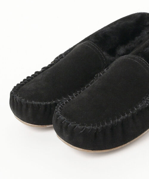 B:MING by BEAMS（ビーミングバイビームス）の「EMU Australia / ケアンズ モカシンシューズ（スリッポン・レディース・ブラック/ベージュ・7/8/6）」の3枚目の写真