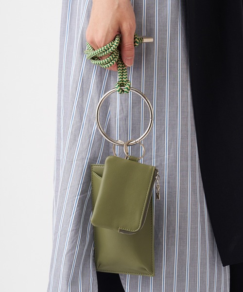 BIRTHDAY BAR（バースデイバー）の「【kolors like you】Kastaneコラボ　モバイル & カードケース ショルダー / カスタネ（スマホケース/カバー・レディース・シルバー/グリーン/アイボリー・フリー）」の3枚目の写真