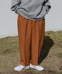 kutir | センタープレステーパードパンツ(スラックス)