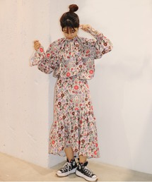 moyan ecri（モヤン エクリ）の「<moyan ecri>ボタニカル柄イレギュラーティアード&ギャザー ロング スカート（スカート）」