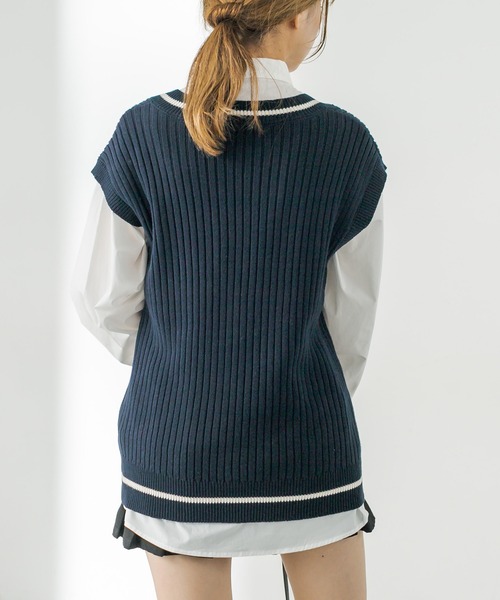 OLIVE des OLIVE(オリーブデオリーブ)の「旬なベスト×シャツSET(ベスト・レディース・ライトグレー/ネイビー/オフホワイト・FREE)」の10枚目の写真