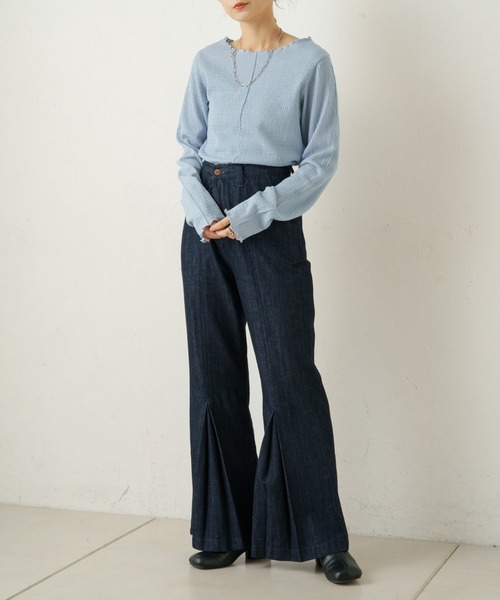 Kastane(カスタネ)の「シャーリングメロウプルオーバー(Tシャツ/カットソー・レディース・ブラック/サックスブルー/アイボリー・FREE)」の5枚目の写真