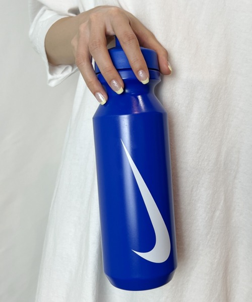 NIKE(ナイキ)の「NIKE(ナイキ)/ビックマウス ボトル 2.0 32Oz 976ml スクイズボトル ウォーターボトル 水筒 /BIG-MOUTH BOTTLE(水筒・レディース・クリア/ブルー/ブラック/オリーブ/ブラック系その他/パープル/イエロー/ピンク/グリーン系その他・FREE)」の13枚目の写真