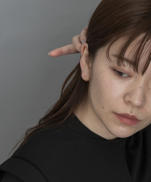 SMELLY（スメリー）の「silver925ツインラインミニフープピアス（ピアス（両耳用）・レディース・シルバー/ゴールド・-）」の20枚目の写真