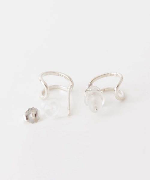 SMELLY（スメリー）の「silver925ツインラインミニフープピアス（ピアス（両耳用）・レディース・シルバー/ゴールド・-）」の21枚目の写真