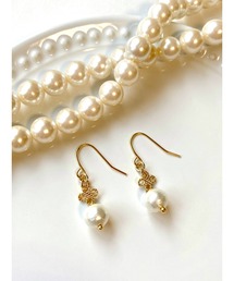 【MUURABBTI】コットンパールとフラワーパーツピアス(MA)