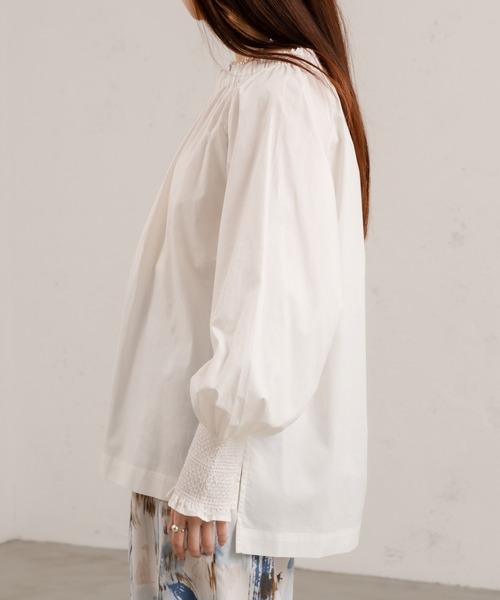 Ezick（エジック）の「タイプライターギャザーブラウス（シャツ/ブラウス・レディース・オレンジ/オフホワイト・FREE）」の12枚目の写真