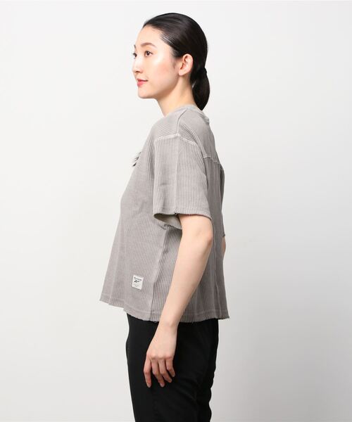 Reebok（リーボック）の「 クラシックス ナチュラルダイ ワッフル Tシャツ / Classics Natural Dye Waffle T-Shirt /（Tシャツ/カットソー・レディース・ライトグレー/スカイブルー・SMALL/MEDIUM/LARGE/X-LARGE）」の8枚目の写真