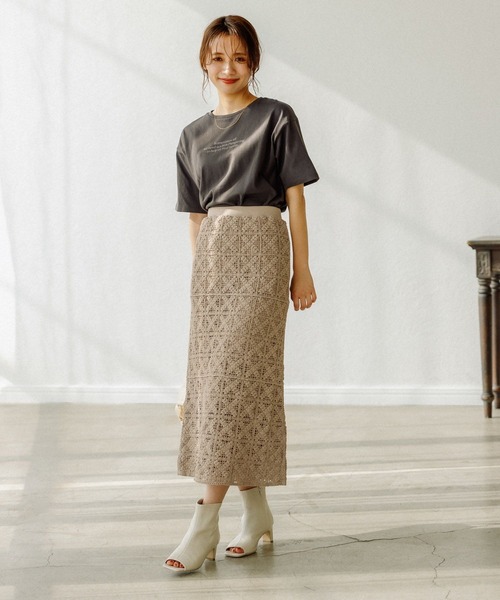 mysty woman(ミスティウーマン)の「ロゴプリントTシャツ 285711(Tシャツ/カットソー・レディース・オフホワイト/オレンジ/チャコール・FREE)」の6枚目の写真