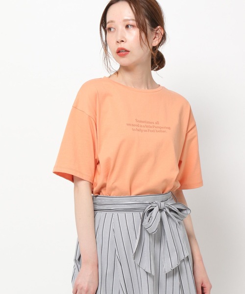 mysty woman(ミスティウーマン)の「ロゴプリントTシャツ 285711(Tシャツ/カットソー・レディース・オフホワイト/オレンジ/チャコール・FREE)」の16枚目の写真