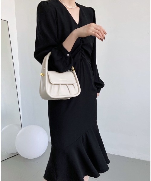 MAISON BREEZE(メゾンブリーズ)の「【MAISON BREEZE】フレンチテイストVネックワンピースSCCH91(ワンピース・レディース・ブラック/マルチ・FREE)」の15枚目の写真