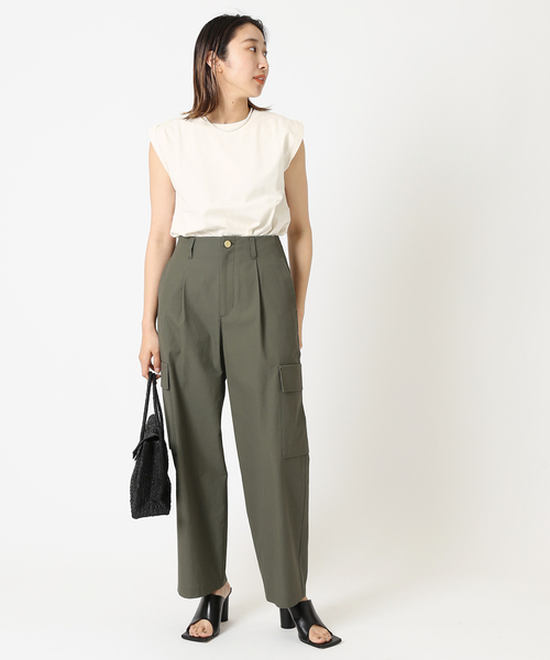 journal standard L'essage(ジャーナルスタンダードレサージュ)の「スワイーノースリーブ(Tシャツ/カットソー・レディース・ホワイト/チャコールグレー/ブラウン/ピンク・FREE)」の13枚目の写真