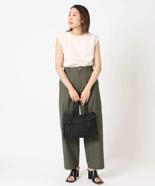 journal standard L'essage(ジャーナルスタンダードレサージュ)の「スワイーノースリーブ(Tシャツ/カットソー・レディース・ホワイト/チャコールグレー/ブラウン/ピンク・FREE)」の14枚目の写真