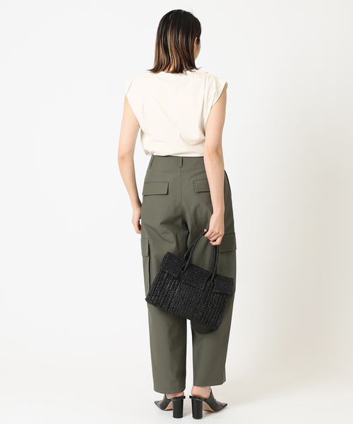 journal standard L'essage(ジャーナルスタンダードレサージュ)の「スワイーノースリーブ(Tシャツ/カットソー・レディース・ホワイト/チャコールグレー/ブラウン/ピンク・FREE)」の16枚目の写真