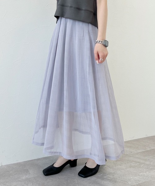 mysty woman(ミスティウーマン)の「シアータックフレアスカート 285516(スカート・レディース・アイボリー/ブラック/グレー・FREE)」の3枚目の写真