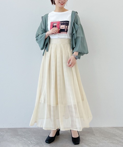 mysty woman(ミスティウーマン)の「シアータックフレアスカート 285516(スカート・レディース・アイボリー/ブラック/グレー・FREE)」の8枚目の写真