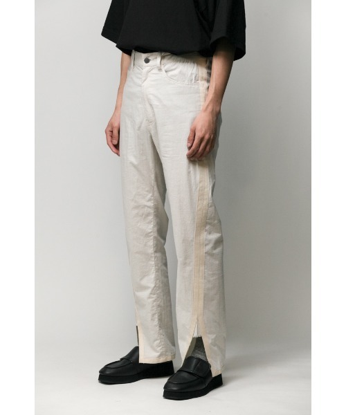 Nuggets（ナゲッツ）の「【NuGgETS】Gusset pants - side line（その他パンツ・メンズ・カーキ/ナチュラル・M/S）」の2枚目の写真