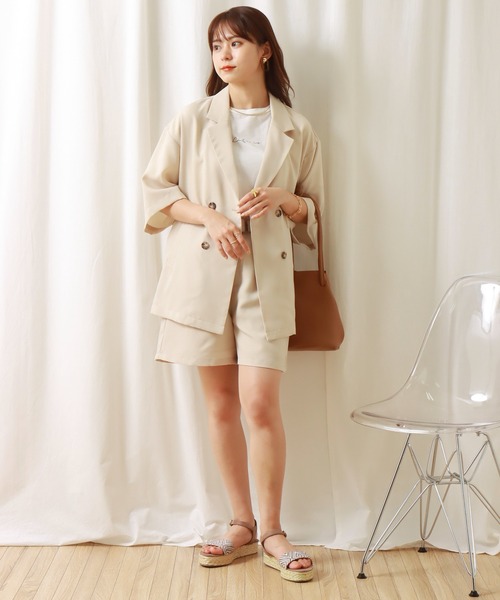 libelle more(リベル モア)の「ドライタッチ ダブルジャケットセットアップ(セットアップ・レディース・ベージュ/チャコールグレー/グリーン・L/M)」の20枚目の写真