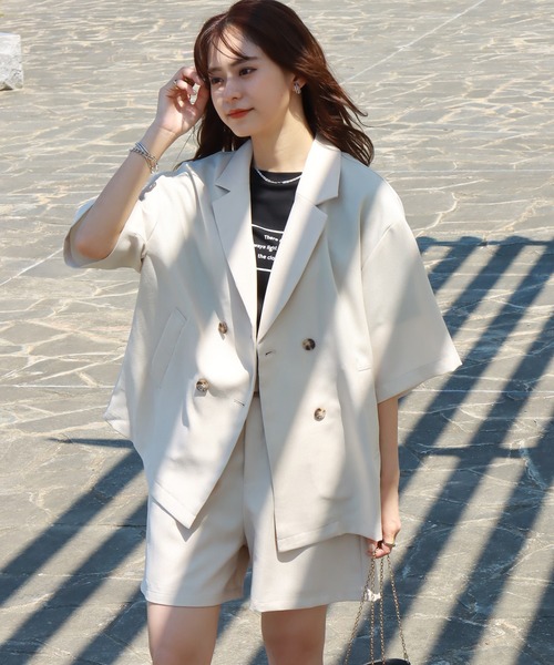 libelle more(リベル モア)の「ドライタッチ ダブルジャケットセットアップ(セットアップ・レディース・ベージュ/チャコールグレー/グリーン・L/M)」の9枚目の写真