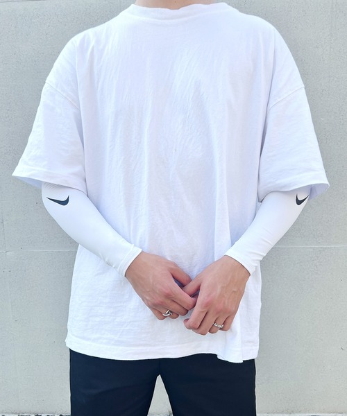 NIKE(ナイキ)の「【NIKE/ナイキ】プロドライフィットスリーブ4.0(アームカバー・メンズ・ホワイト/ブラック・S/M/L/XL)」の10枚目の写真