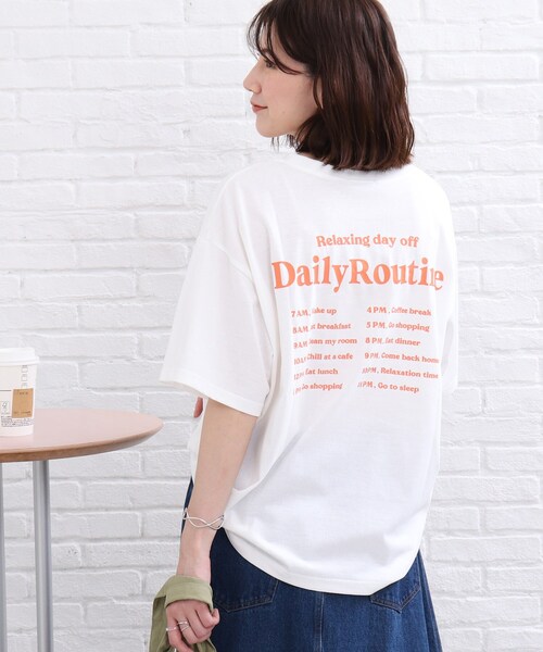 SHOO・LA・RUE(シューラルー)の「◆バックプリントTシャツ(Tシャツ/カットソー・レディース・ホワイト系/ピンク系・01/02/03)」の6枚目の写真