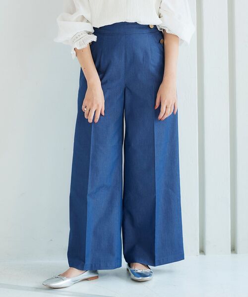 le.coeur blanc（ルクールブラン）の「デニムライクマリンワイドパンツ（デニムパンツ・レディース・ネイビー/ブルー・40/38/36）」の12枚目の写真