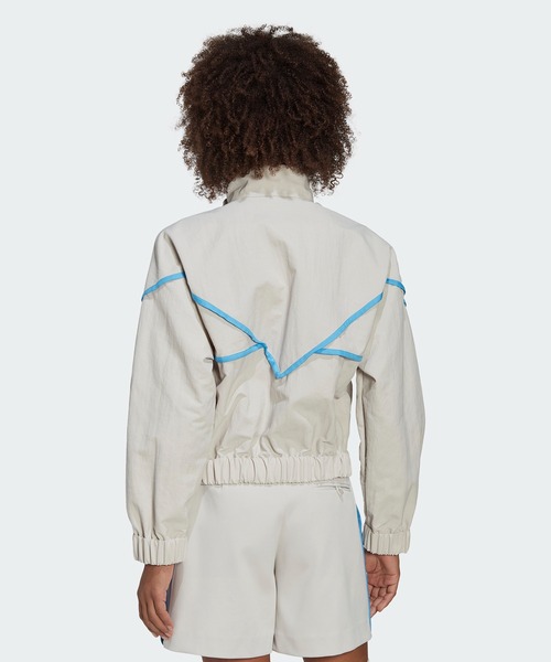 adidas（アディダス）の「BLUE VERSION トラックトップ（ジャージ） / アディダスオリジナルス（レディース）（ナイロンジャケット・レディース・グレー・MEDIUM/XX-LARGE/X-LARGE/SMALL/X-SMALL/LARGE）」の2枚目の写真