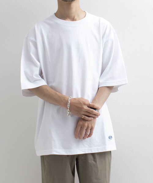 ARMY TWILL（アーミーツイル）の「【ARMY TWILL/アーミーツイル】別注 バックプリントロゴTシャツ ビッグシルエット（Tシャツ/カットソー・メンズ・ホワイト/チャコールグレー/ブルーグレー・M/L）」の10枚目の写真