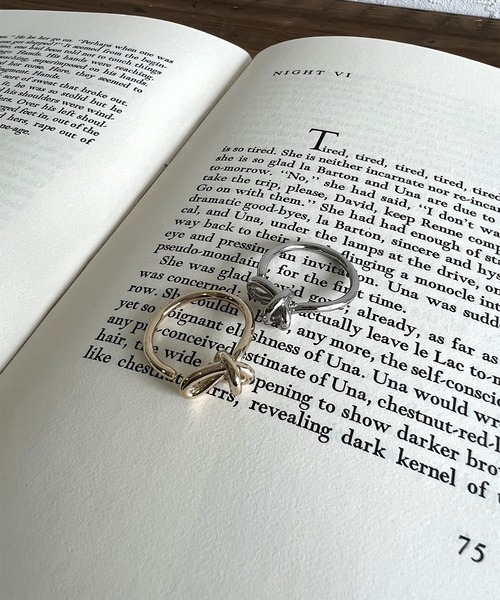 LIAN（リアン）の「シンプルノットリング（リング・レディース・シルバー/ゴールド・FREE）」の3枚目の写真