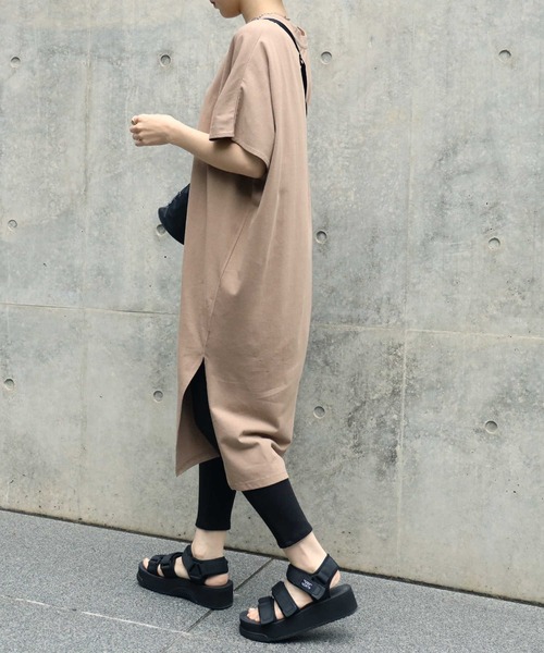 Right-on（ライトオン）の「【HONEYSUCKLE ROSE】フレンチスリーブチュニック（チュニック・レディース・ダークグレー/ライトベージュ/ブラウン・L/M）」の9枚目の写真