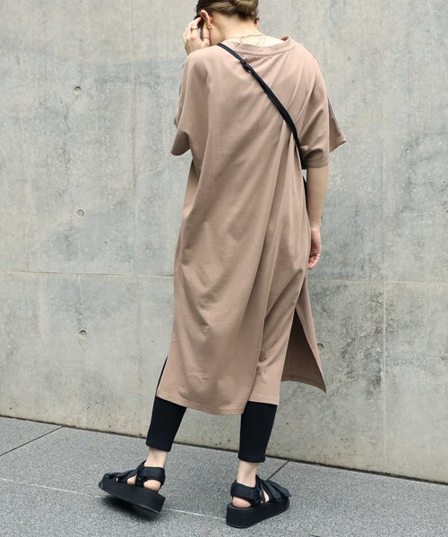 Right-on（ライトオン）の「【HONEYSUCKLE ROSE】フレンチスリーブチュニック（チュニック・レディース・ダークグレー/ライトベージュ/ブラウン・L/M）」の10枚目の写真