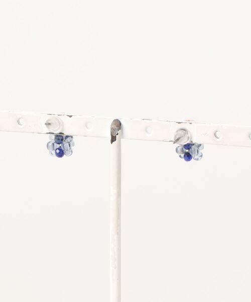 tone(トーン)の「【malle la brocante/マルラブロカント】誕生石と淡水パールのプチピアス(チタン)(ピアス(両耳用)・レディース・ホワイト/パープル/ネイビー/レッド/サックスブルー/ピンク/ライム/イエロー/ブルー/グリーン/マルチ/クリア・FREE)」の15枚目の写真