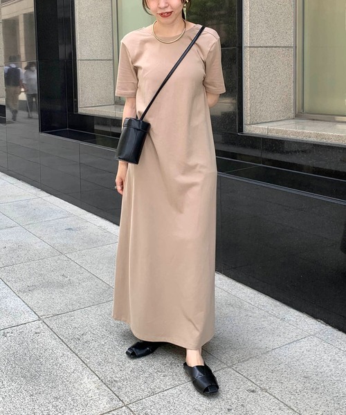 CAPRICIEUX LE'MAGE（カプリシューレマージュ）の「バックオープンＴワンピース（ワンピース・レディース・ブラック/モカ/ホワイト系その他・FREE）」の21枚目の写真