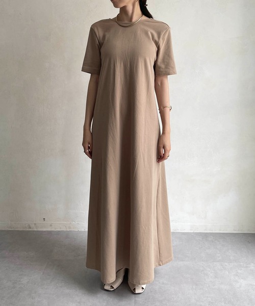 CAPRICIEUX LE'MAGE（カプリシューレマージュ）の「バックオープンＴワンピース（ワンピース・レディース・ブラック/モカ/ホワイト系その他・FREE）」の16枚目の写真