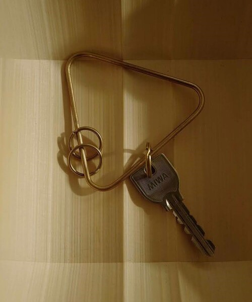 BYOKA(ビョーカ)の「◆BYOKA(ビョーカ) Key ring holder(キーケース/キーアクセサリー・レディース・ゴールド・00)」の7枚目の写真